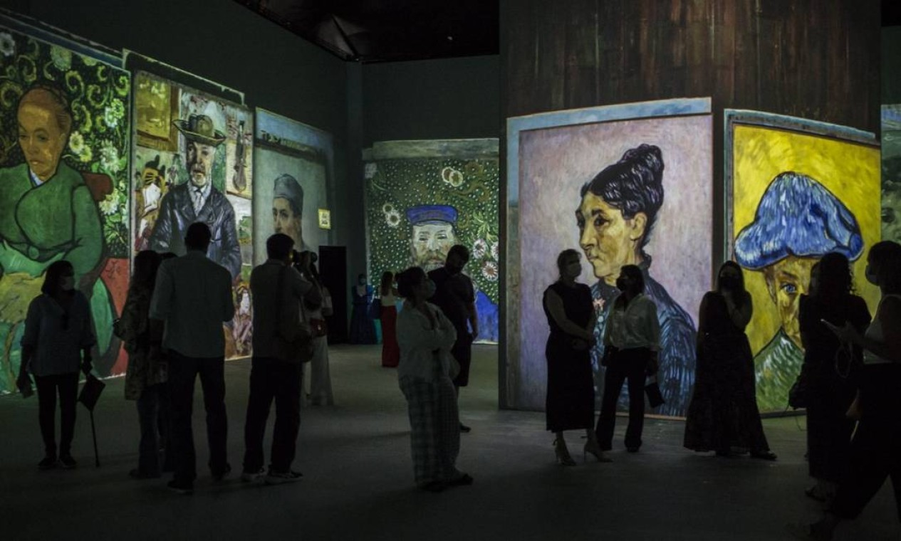 São Paulo realiza exposição imersiva sobre Van Gogh veja vídeos