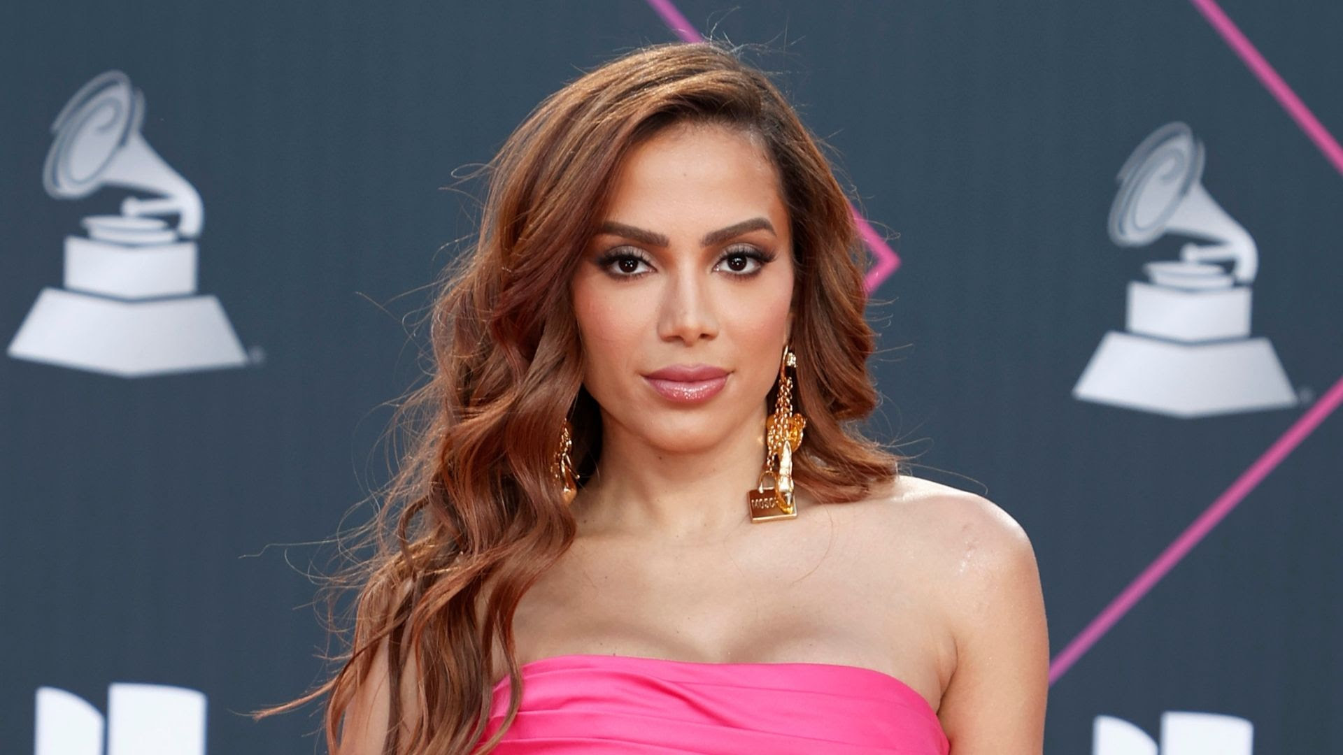 Anitta cancela carnaval no Rio após convite ao Met Gala